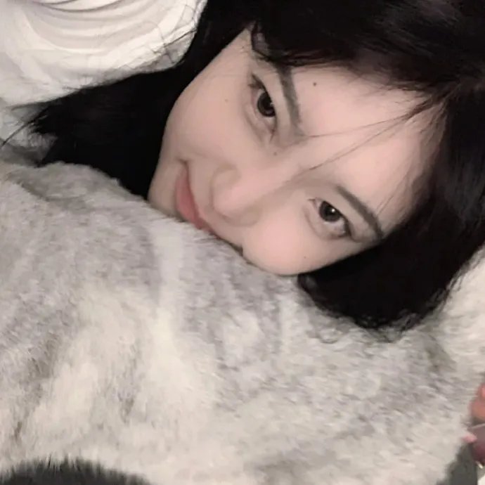 小鱼莉莉